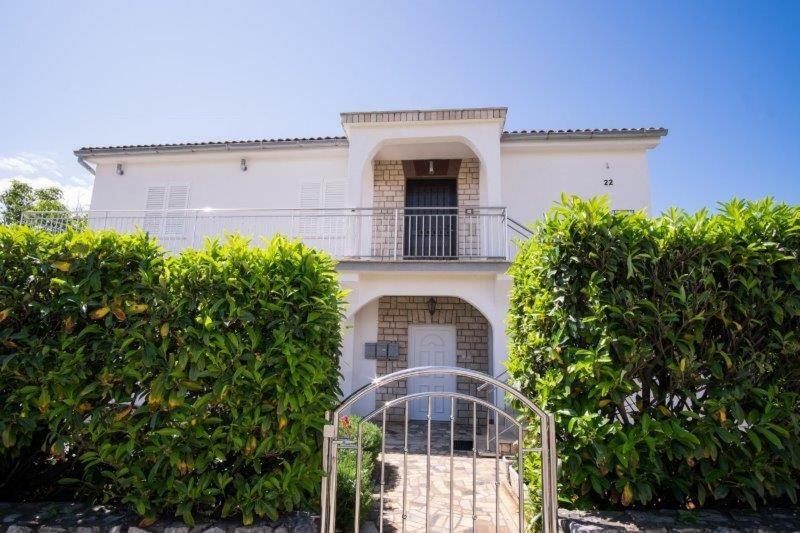 Beljan Apartments Krk Town Exterior photo